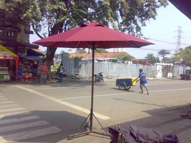 PAYUNG TAMAN